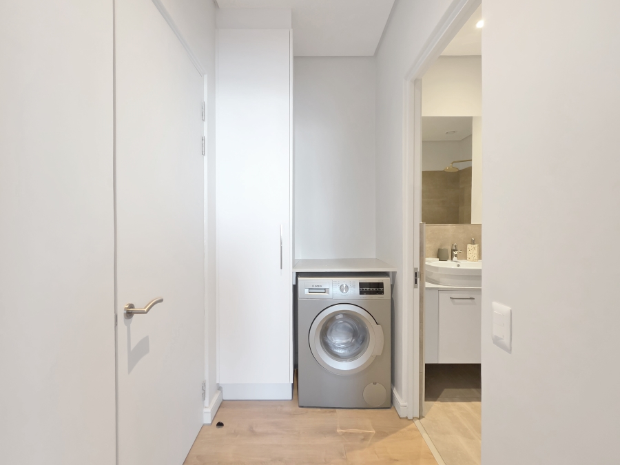 2 Bedroom Property for Sale in Foreshore Western Cape
